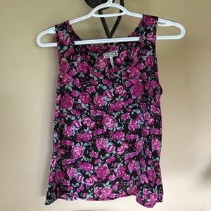 GUC Womens XS tank top split back